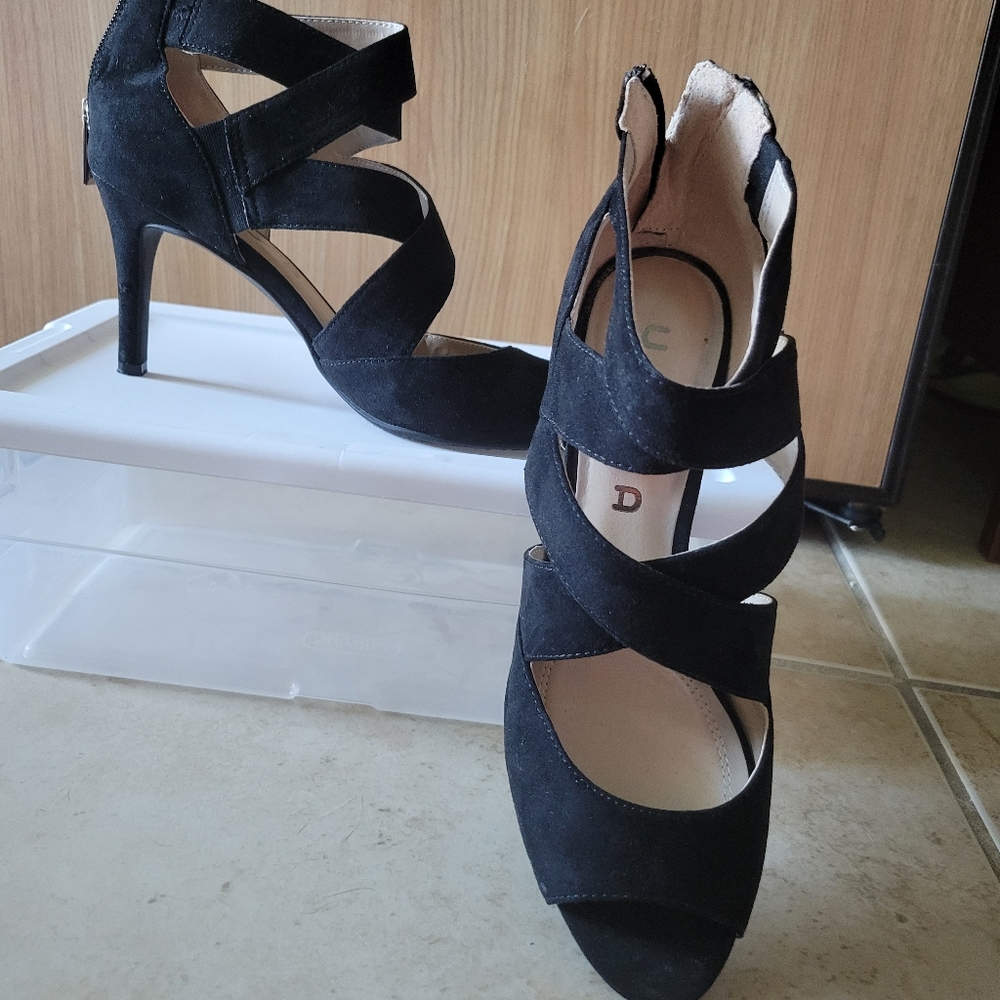 UNISA Strappy Bootie